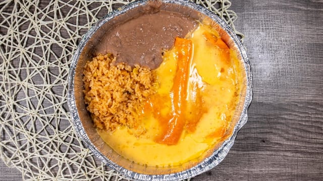 Chile Con Queso Enchilada Plate.