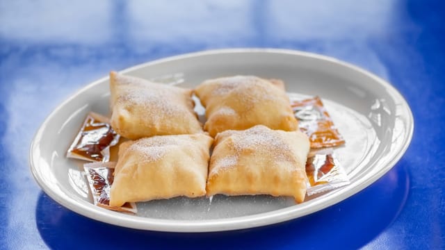 Sopapillas.